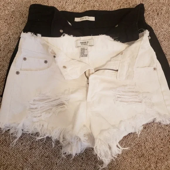 2 pair High Rise Shorts Black/White - Picture 3 of 7